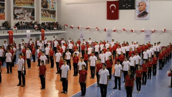 19 Mayıs Atatürkü Anma, Gençlik Ve Spor Bayramı Coşkuyla Kutlandı