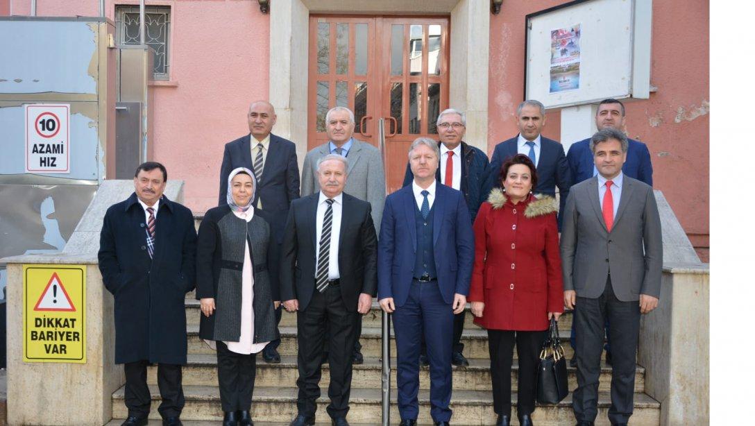 Mamak İlçe Milli Eğitim Müdürü sayın Mustafa ÖZEL ve şube müdürlerinin hayırlı olsun ziyareti 